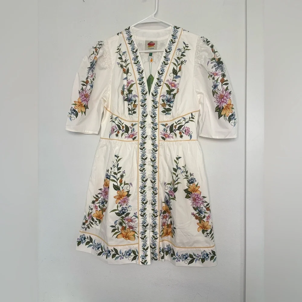 Farm Rio NWT SWEET BLOOM DREAMSCAPE OFF WHITE MINI DRESS SZ MEDIUM - Picture 1 of 11